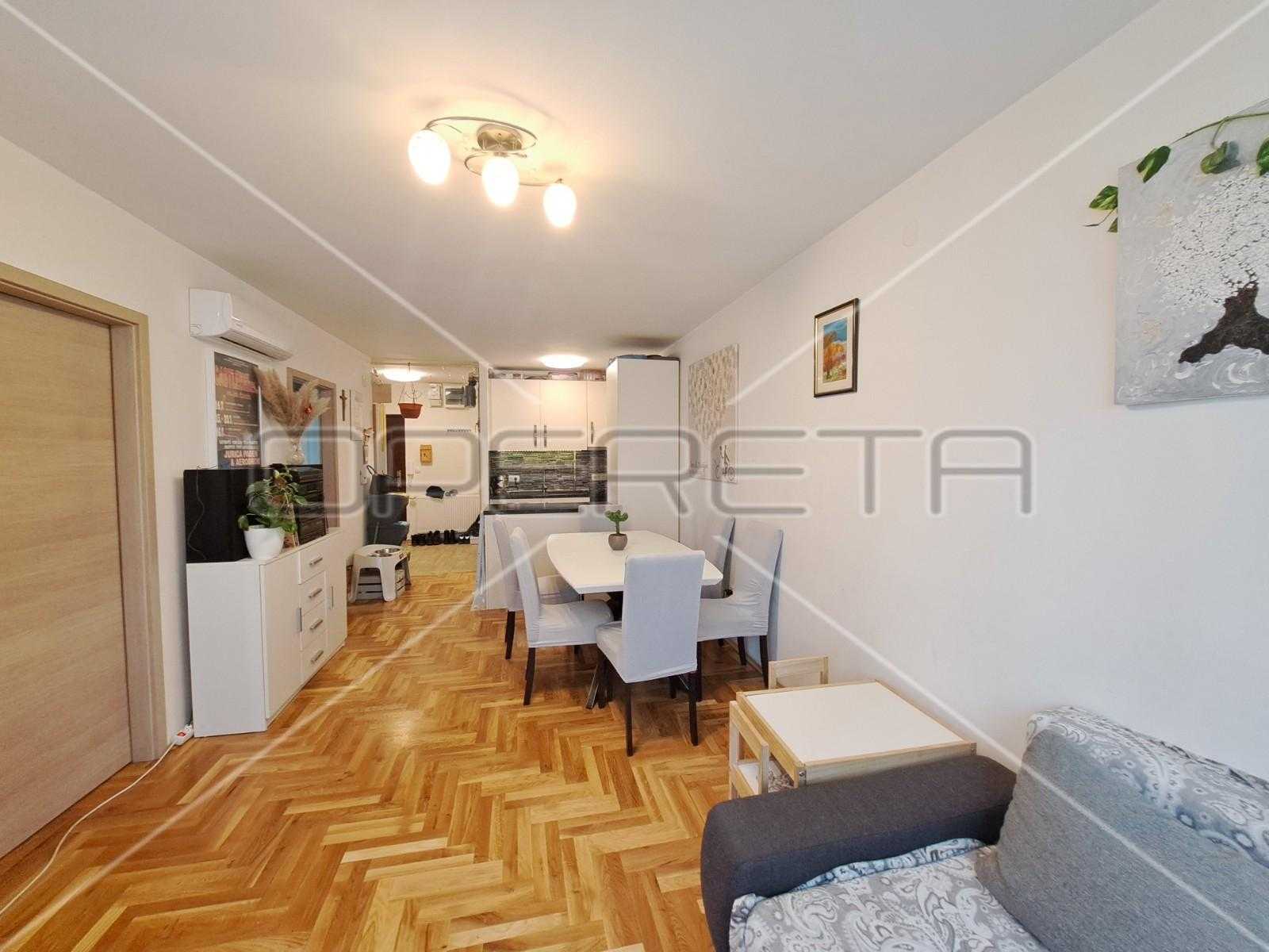 Condominium in Zagreb,  11534466