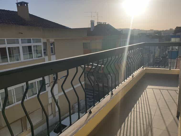 Condominium in Falagueira, Lisboa 11534470