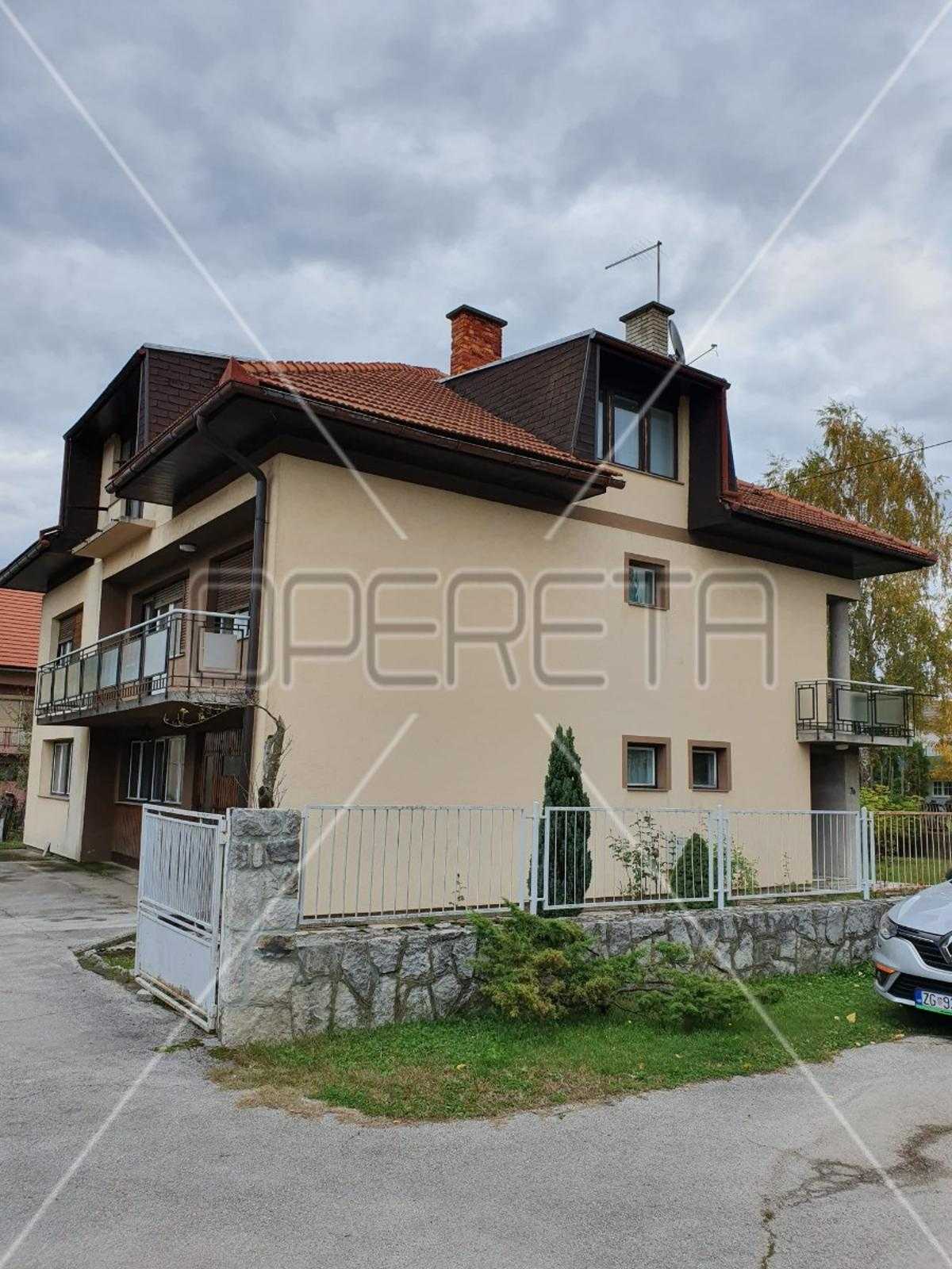 casa en Karlovac, Karlovačka županija 11534519