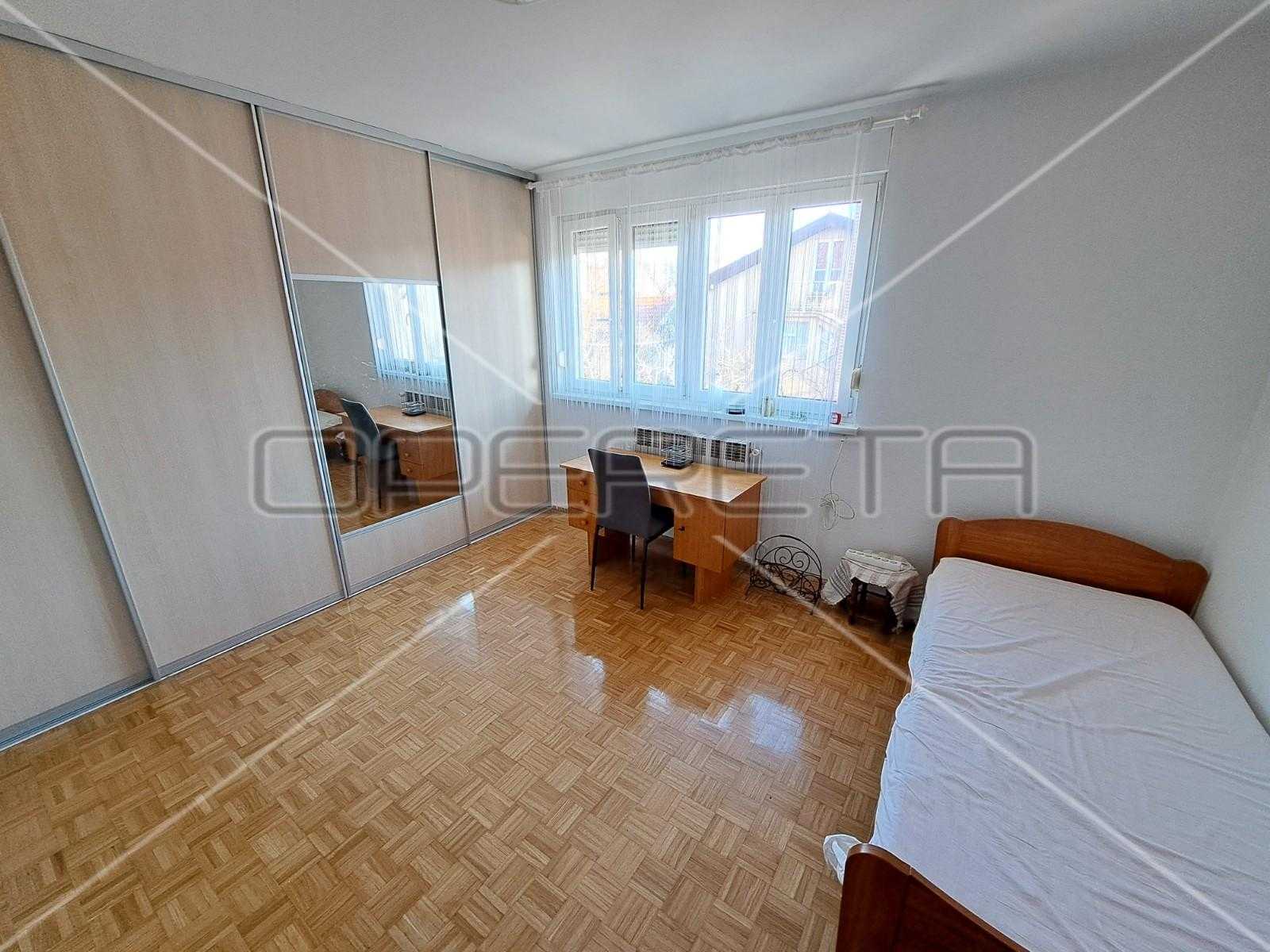 Casa nel Remeta, Zagabria, Laurea 11534525