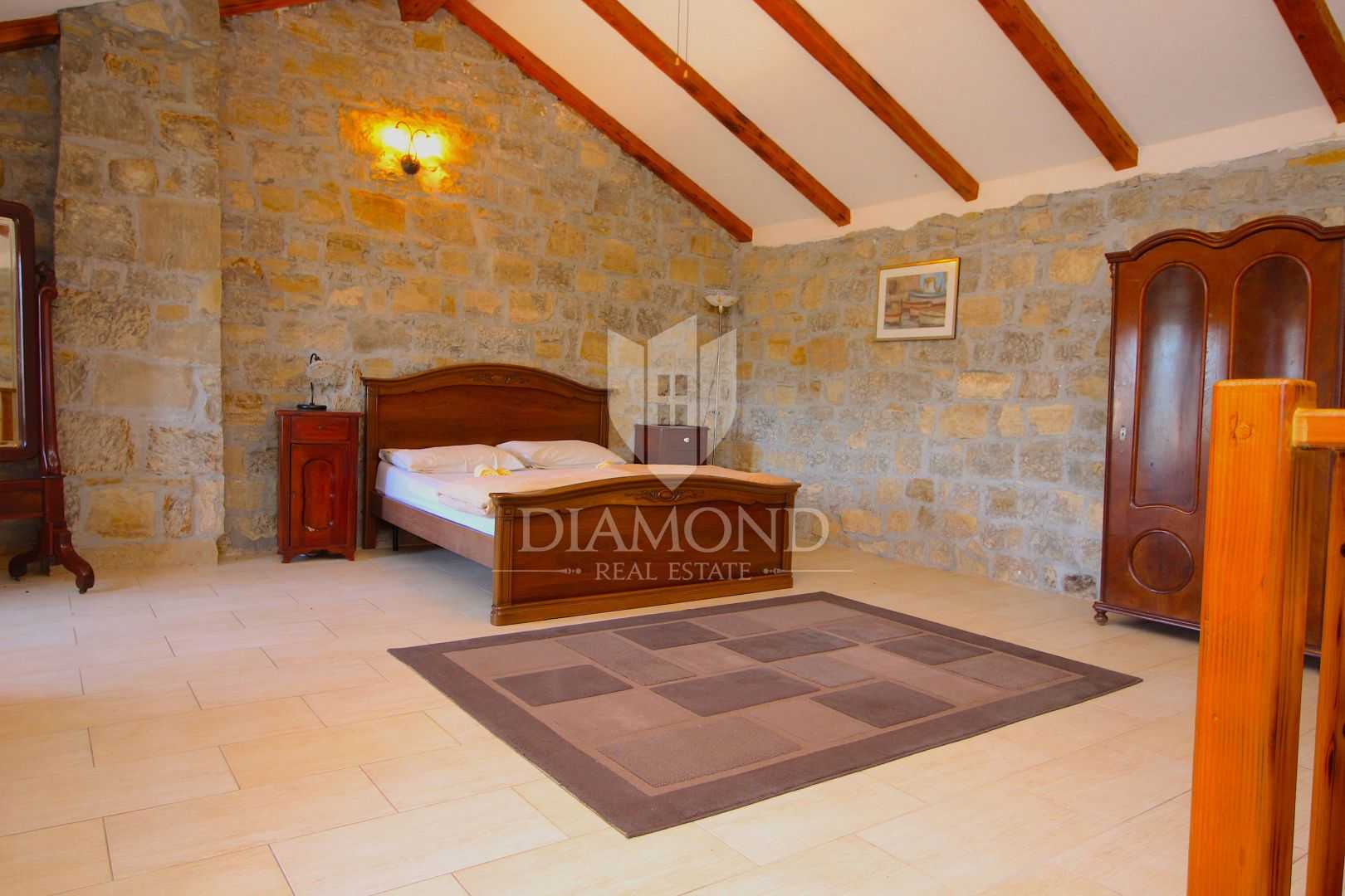 House in Buzet, Istria County 11535572