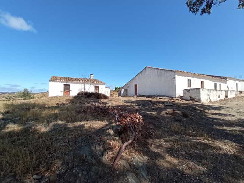 Land in Tavira, Faro District 11536189