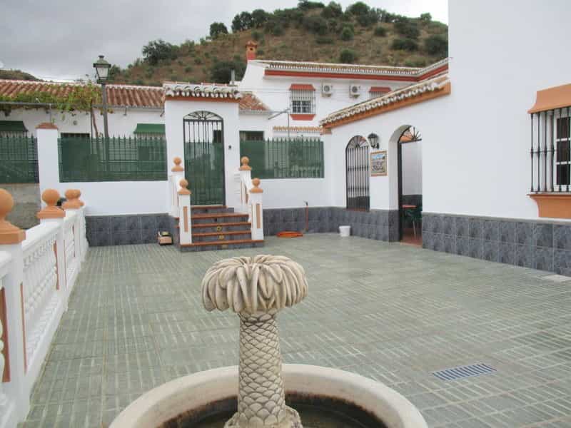 בַּיִת ב Álora, Andalucía 11536219