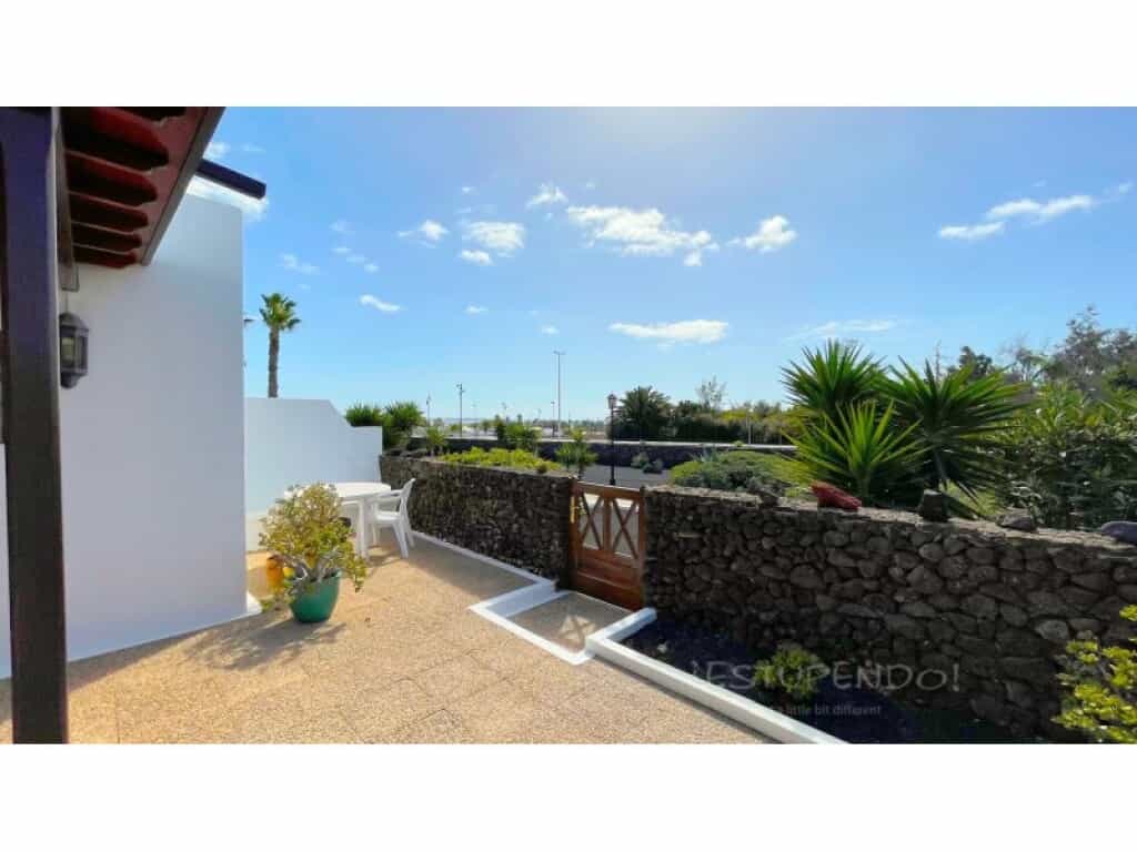 House in Playa Blanca, Canarias 11536562