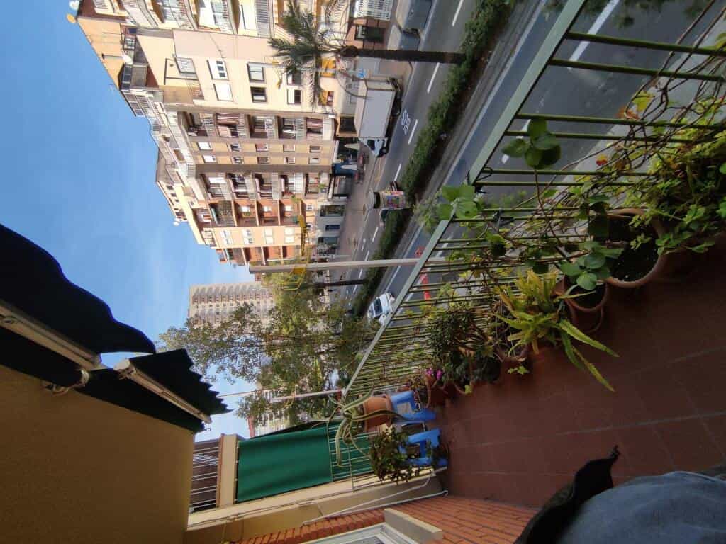 Condominium in Barcelona, Catalunya 11536563
