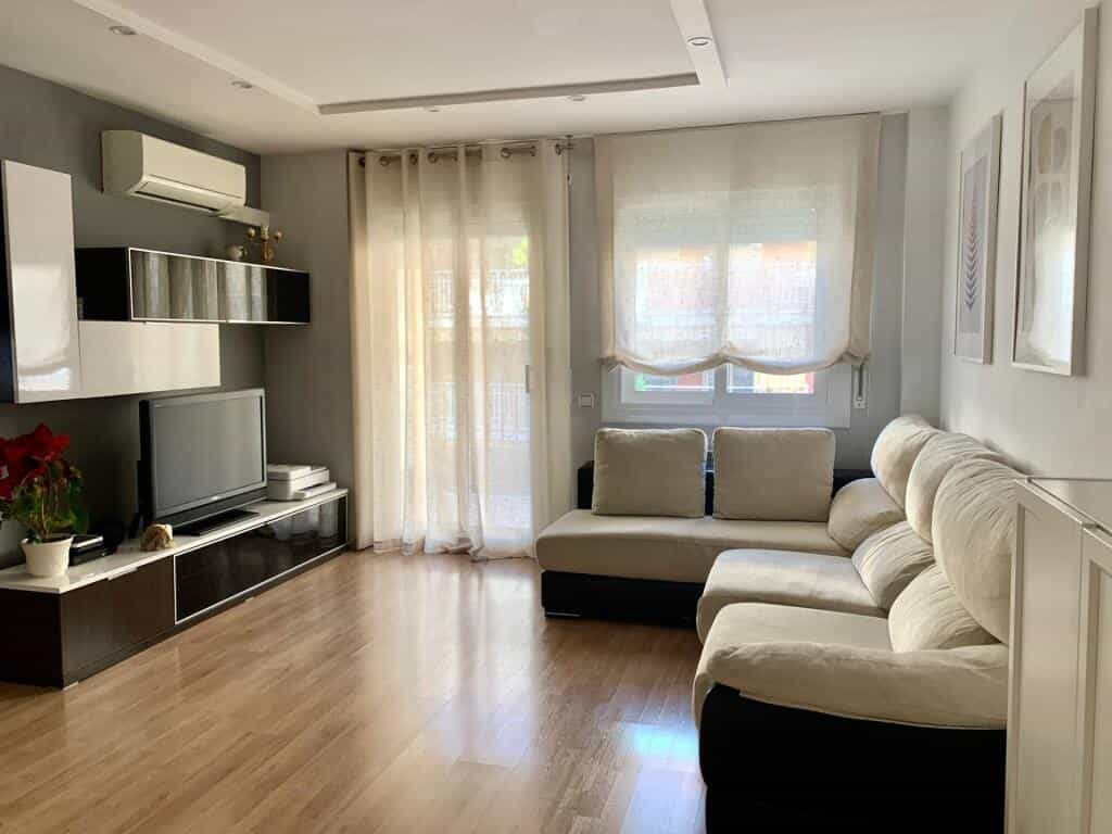 公寓 在 Arenys de Mar, Catalonia 11536564