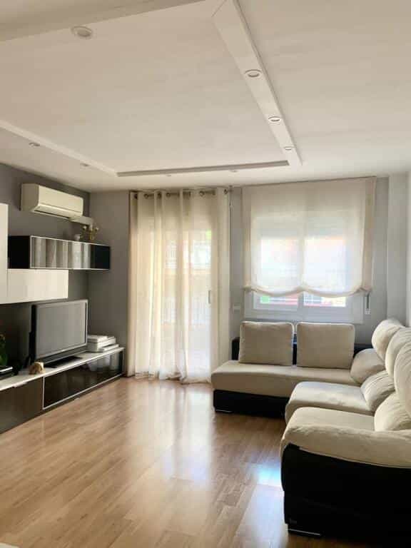 公寓 在 阿雷尼斯·德·马尔, 加泰罗尼亚 11536564
