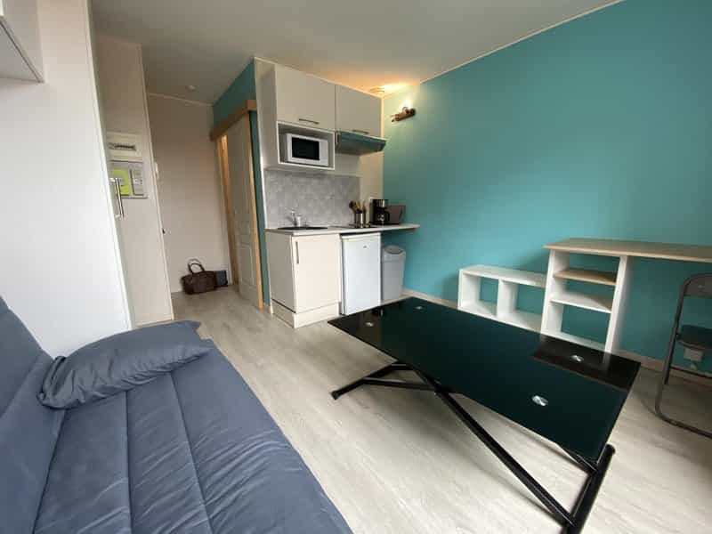 Condominium in Reims, Grand Est 11536572