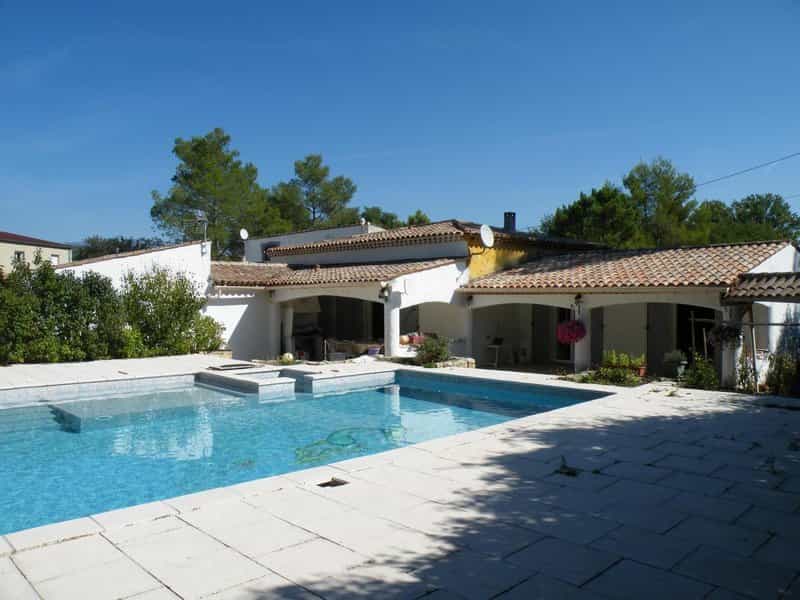 House in Tourrettes, Provence-Alpes-Cote d'Azur 11536576