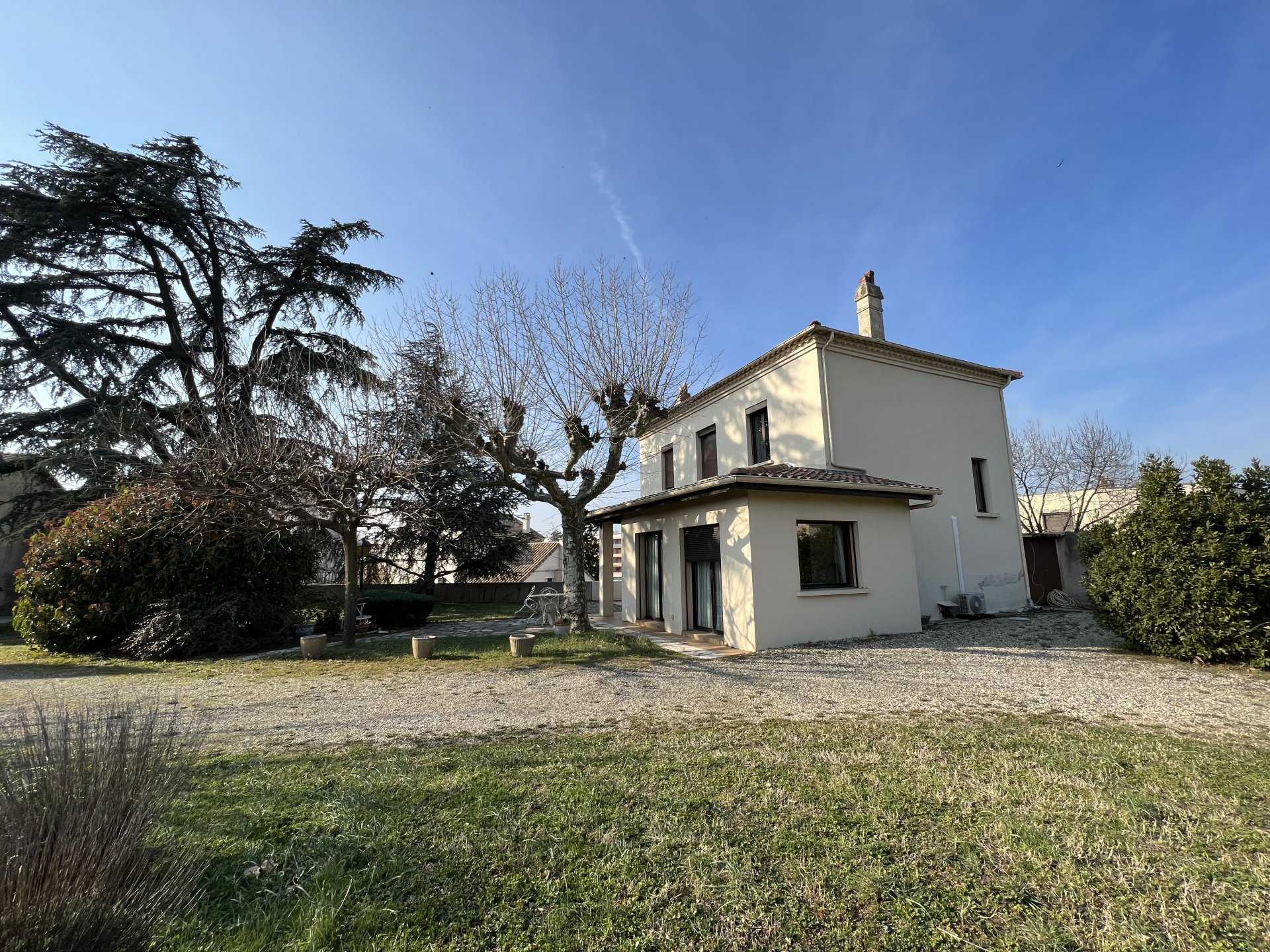 casa en Montelimar, Auvernia-Ródano-Alpes 11536587