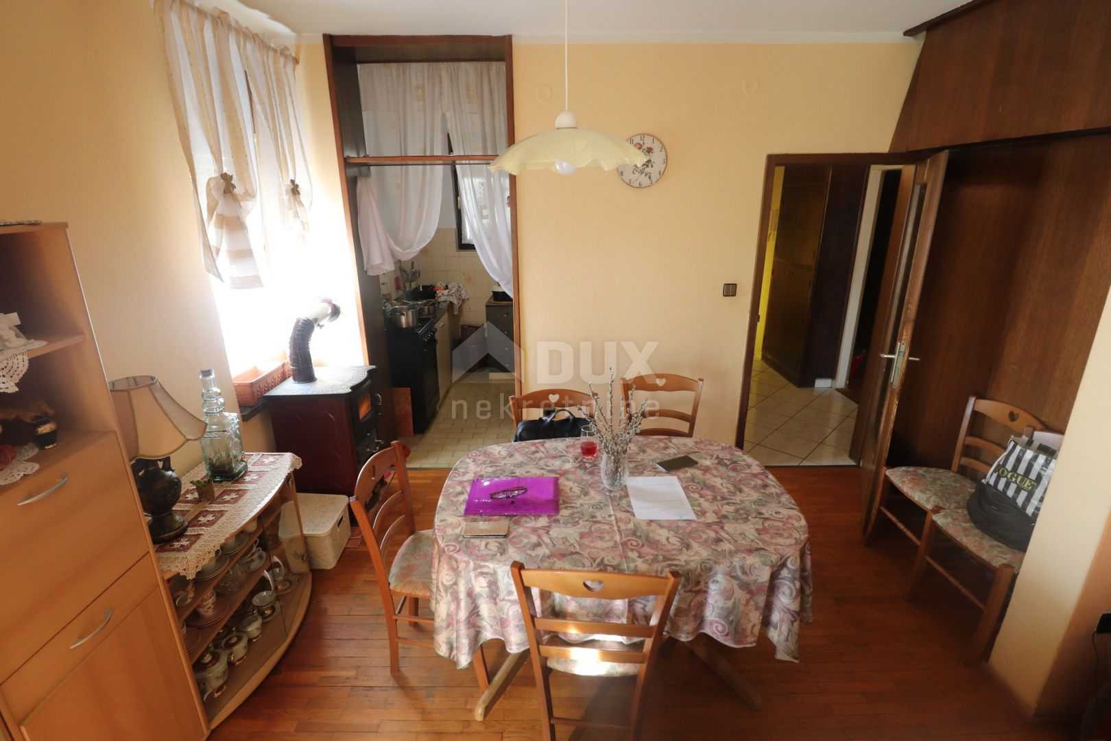بيت في Rijeka, Primorsko-goranska županija 11537071