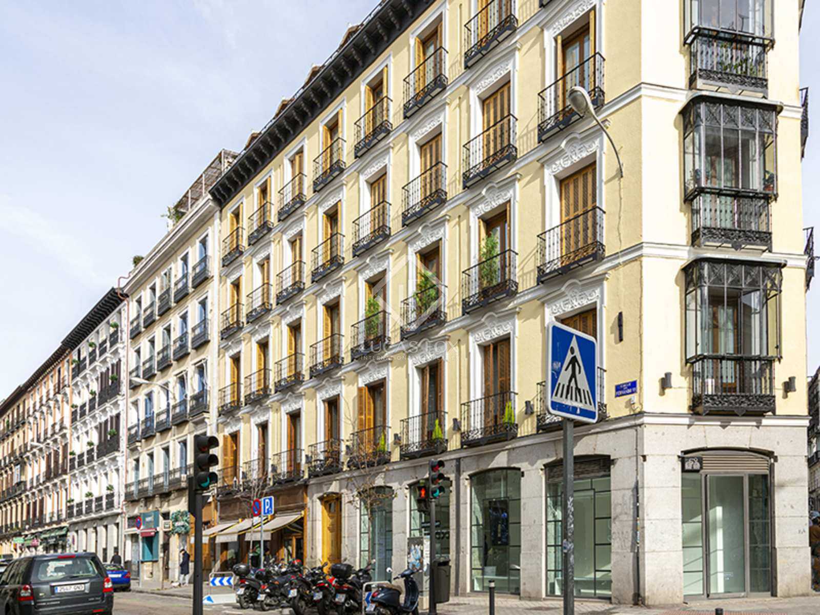 Condominium in Madrid, Comunidad de Madrid 11537381
