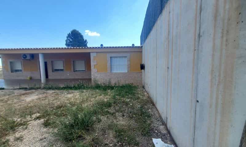 жилой дом в El Fondó de les Neus, Valencian Community 11537405