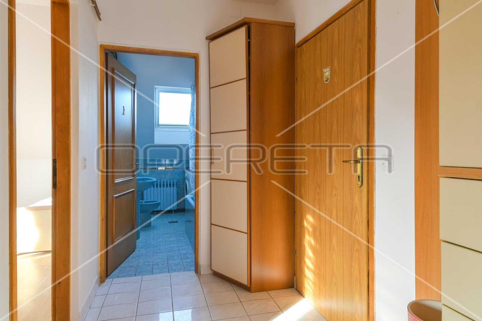 Condominium in Stenjevec, Zagreb, grad 11537440