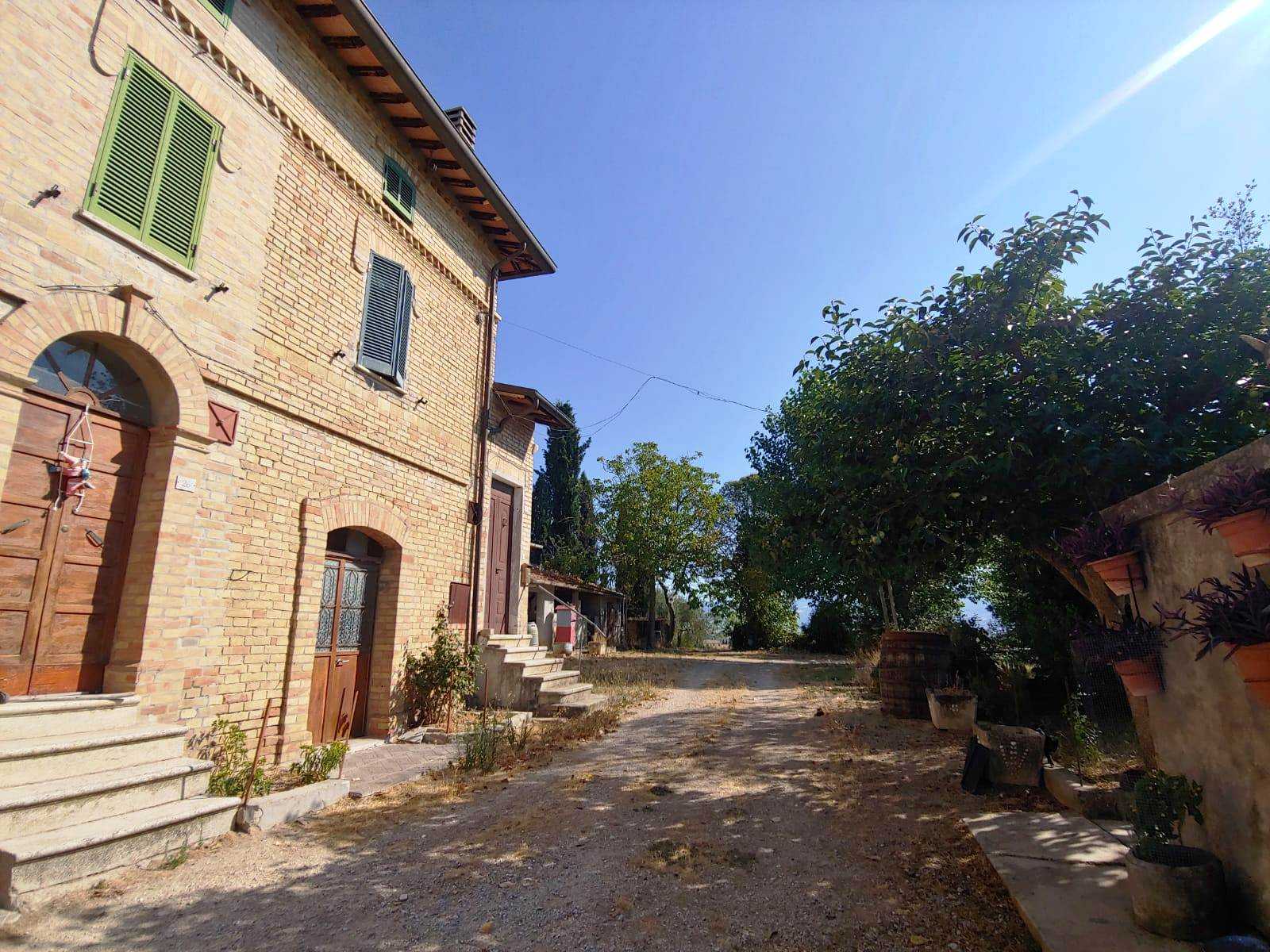 жилой дом в Montefalco, Umbria 11537658