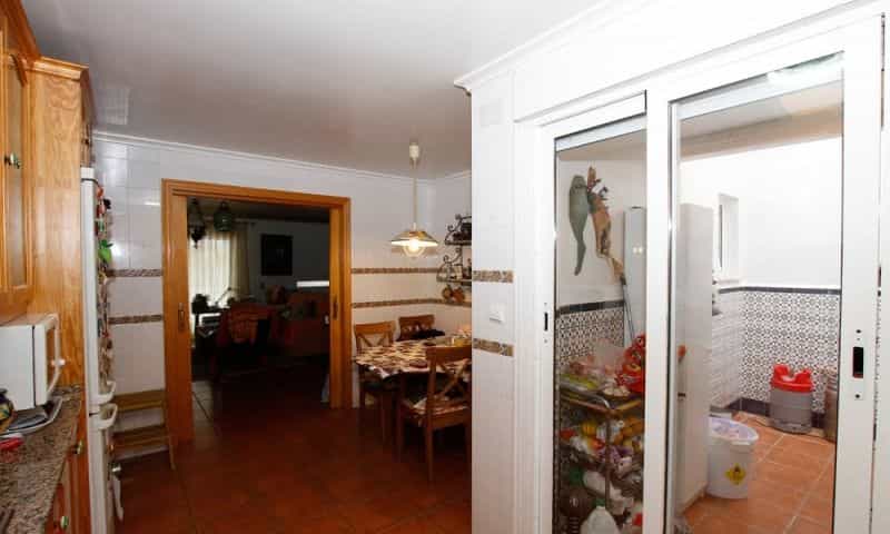 公寓 在 Los Montesinos, Valencian Community 11537918