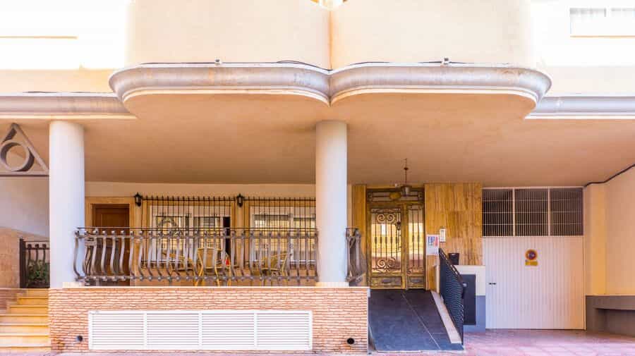 Condominium in Torrevieja, Valencia 11538042