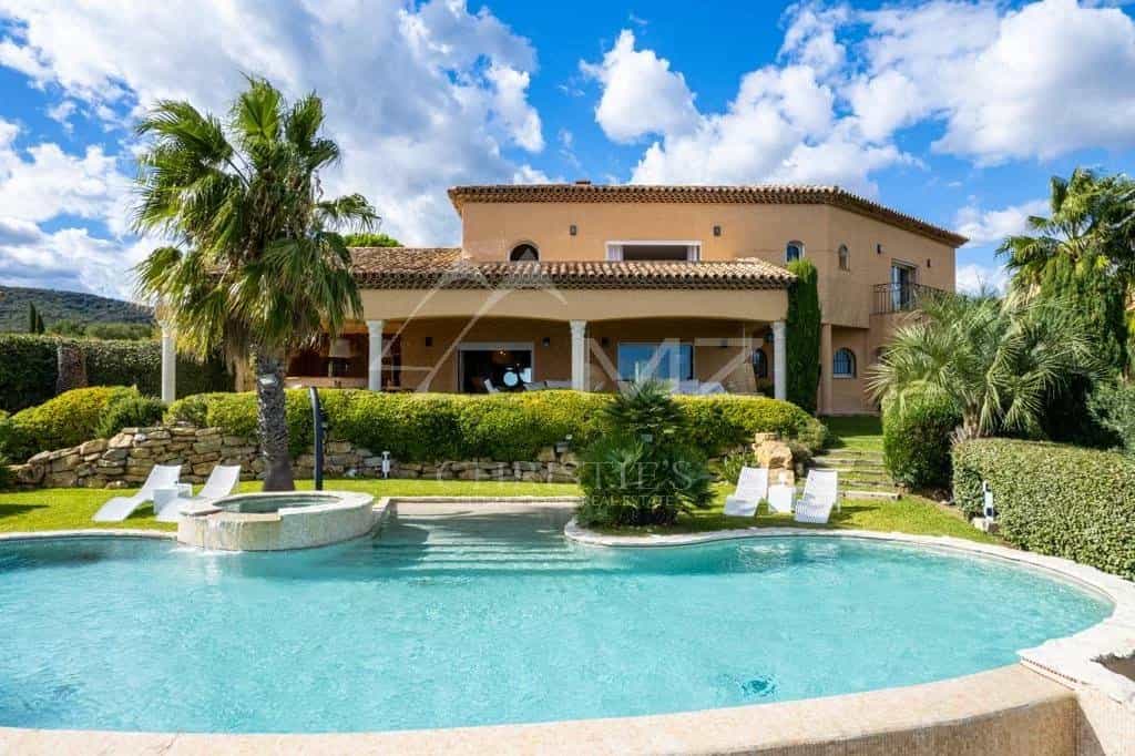 Hus i Grimaud, Provence-Alpes-Cote d'Azur 11538506