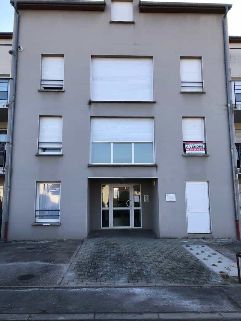 Condominium in Maizières-lès-Metz, Grand Est 11538520