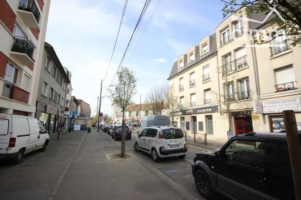 Condominium in Gournay-sur-Marne, Seine-Saint-Denis 11538549