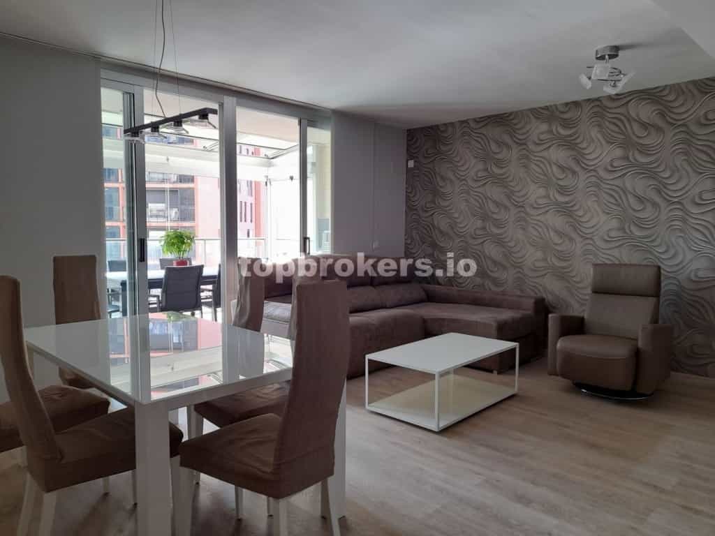 Condominium in València, Comunidad Valenciana 11538707