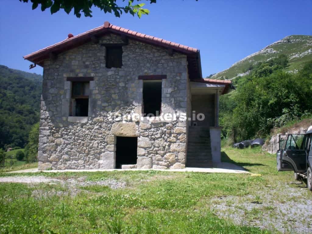 жилой дом в Matienzo, Cantabria 11538915