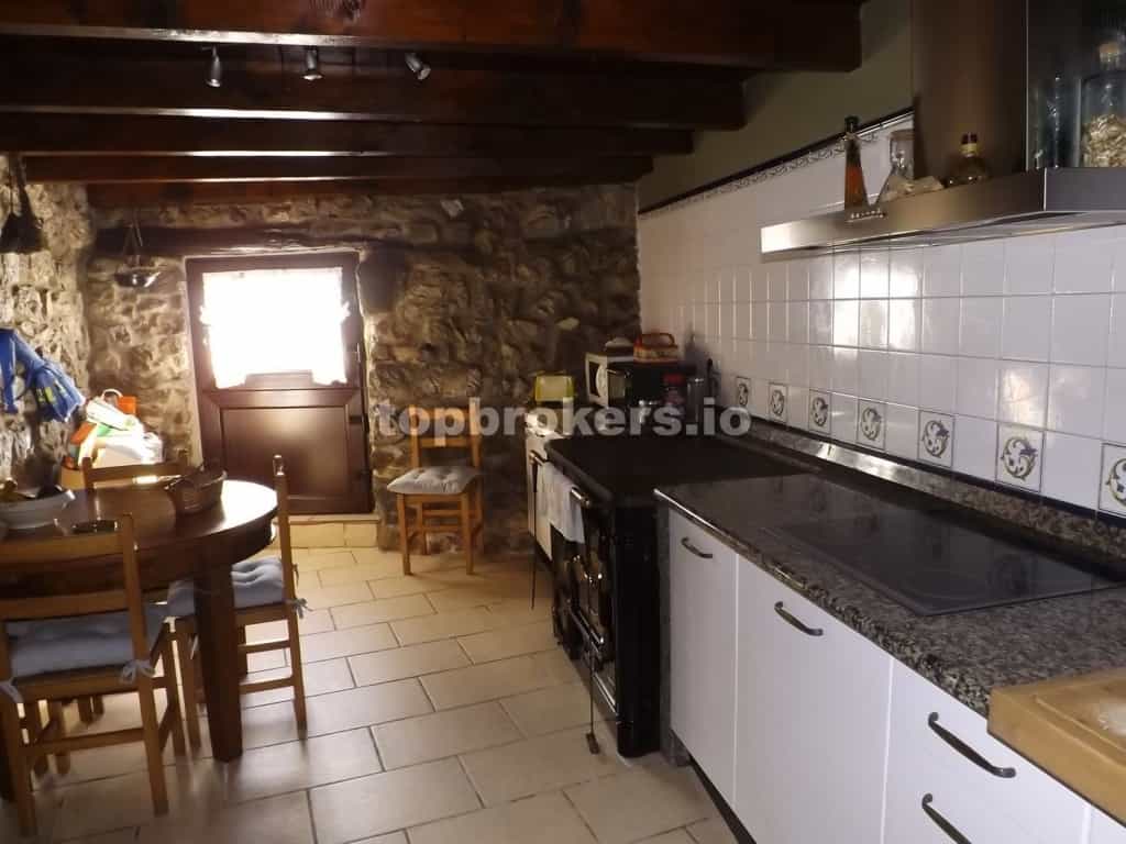 rumah dalam Socueva, Cantabria 11538934