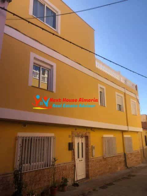 Condominio en Tabernas, Andalucía 11539573
