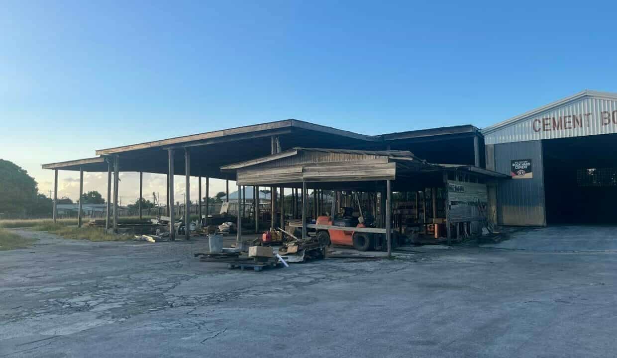 Industrial no Waterford, Santo Michael 11539767