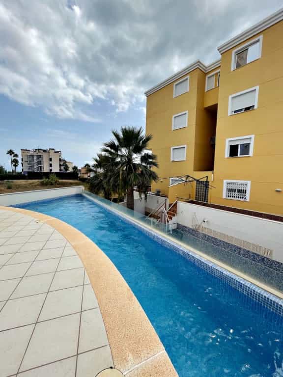 Condominium in Oliva, Comunidad Valenciana 11540644