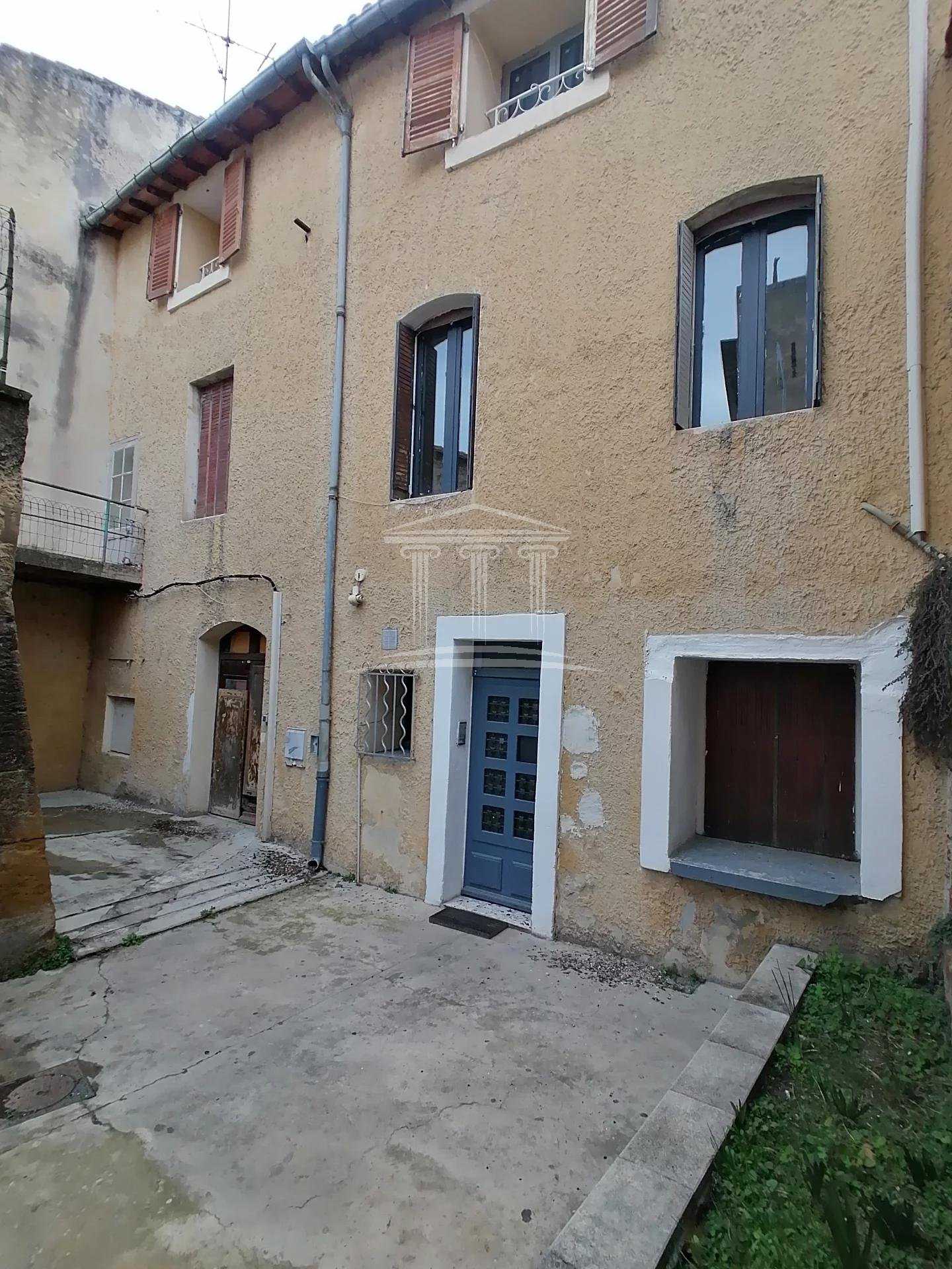 Other in Sorgues, Provence-Alpes-Cote d'Azur 11540733