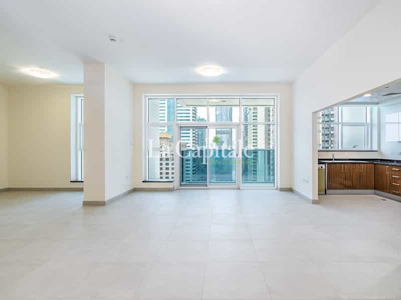 Condominium in Dubai, Dubayy 11540895