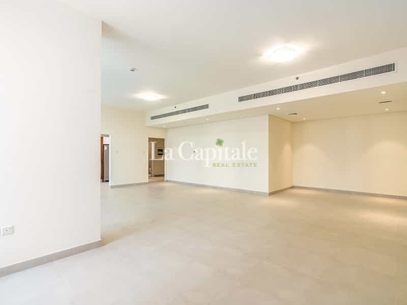 Condominium in Dubai, Dubayy 11540895