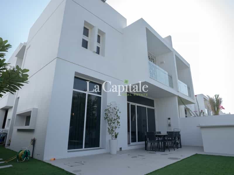 House in `Ud al Bayda', Dubayy 11540910