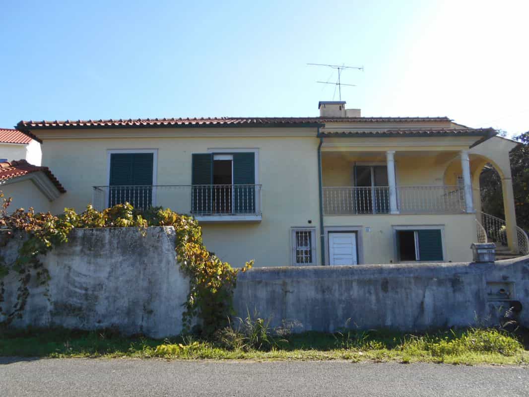 Dom w Leiria, Leiria District 11541392