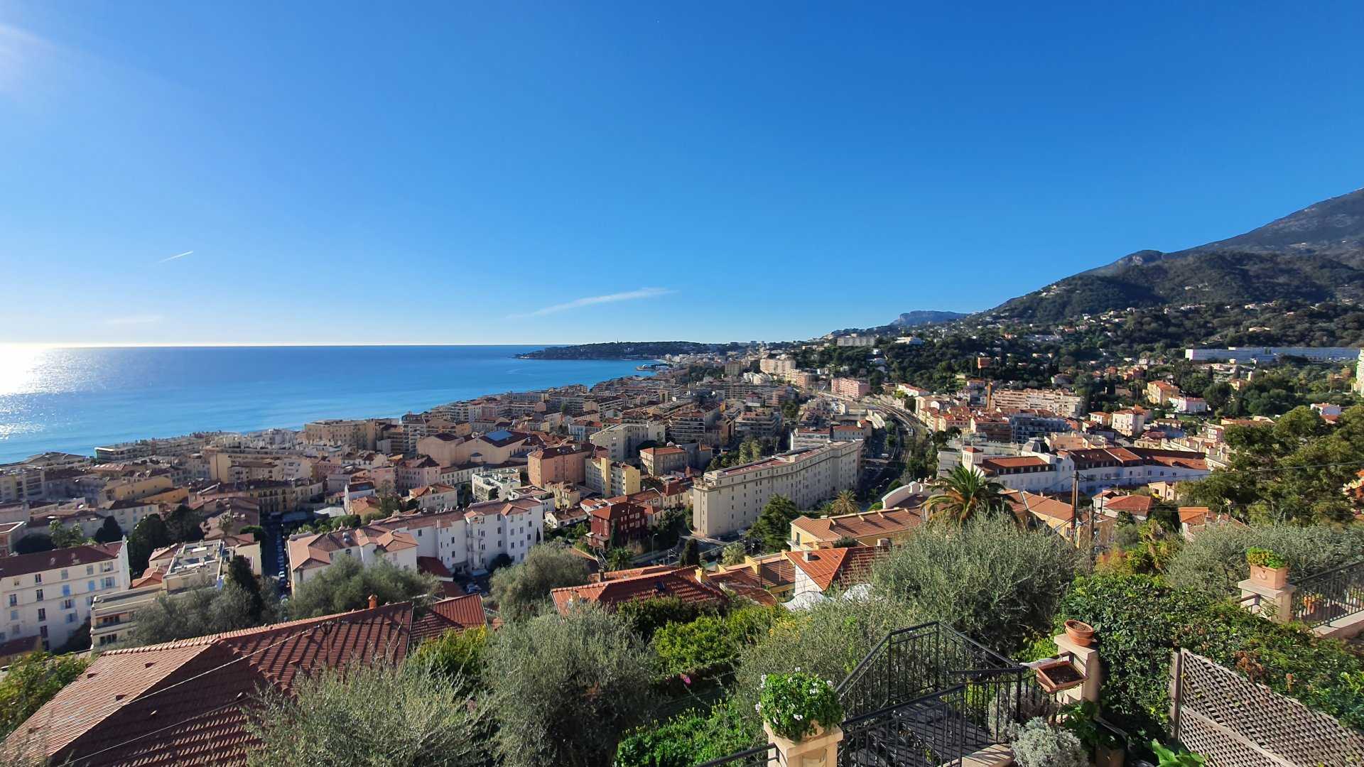 Eigentumswohnung im Menton, Provence-Alpes-Côte d'Azur 11541697