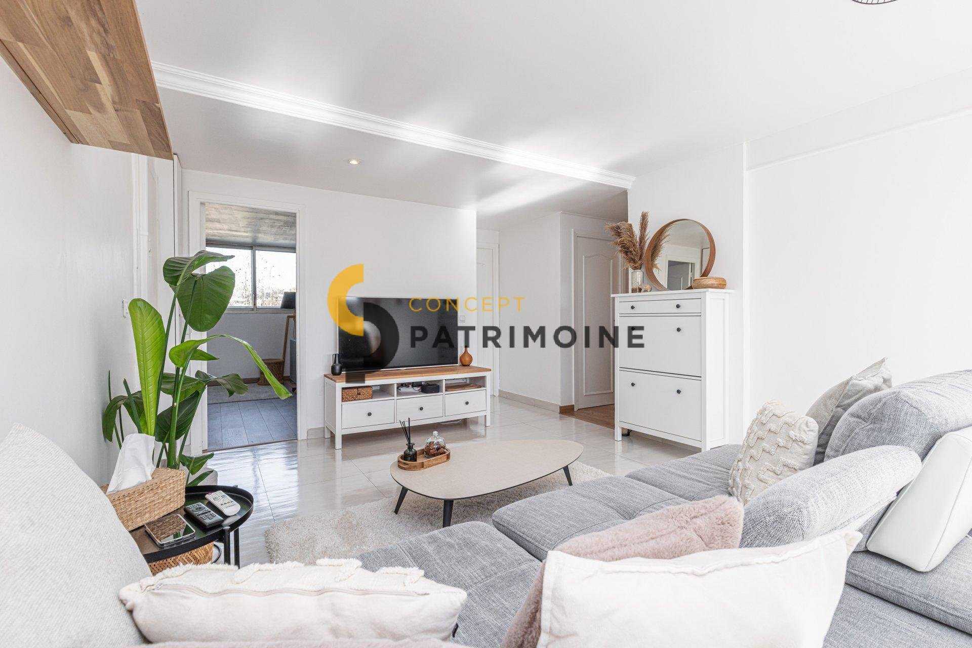 公寓 在 Cros-de-Cagnes, Provence-Alpes-Cote d'Azur 11541723