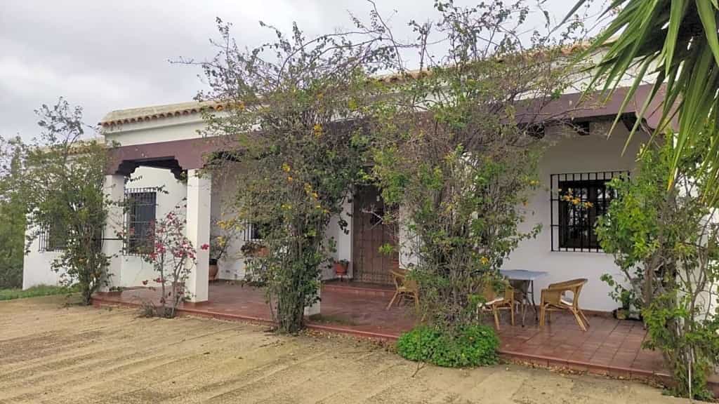Residential in San Silvestre de Guzmán, Andalucía 11541756