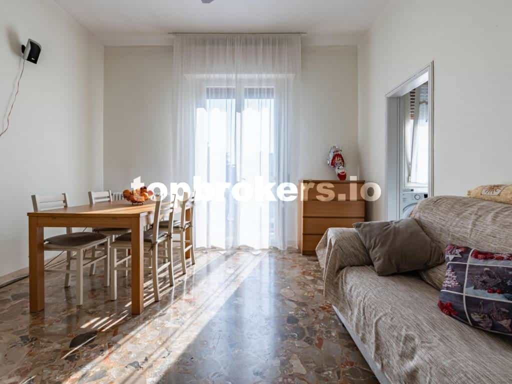 公寓 在 Madrid, Comunidad de Madrid 11542056