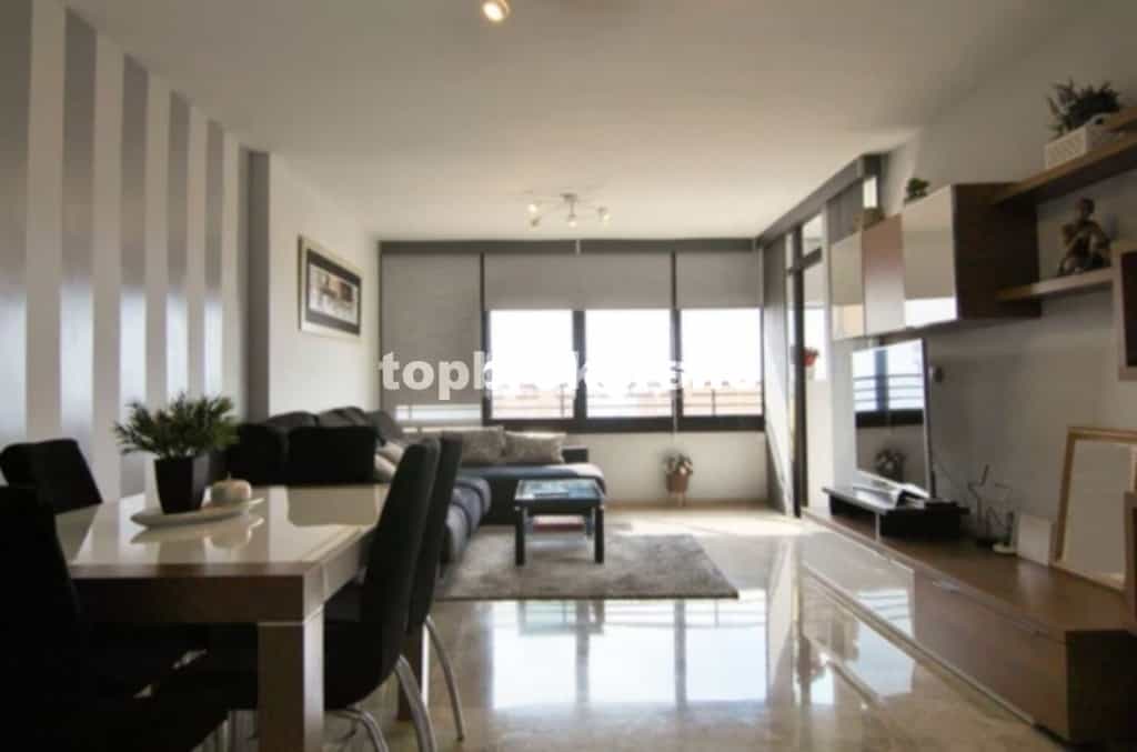 Condominium in Salto de Agua, Valencia 11542095