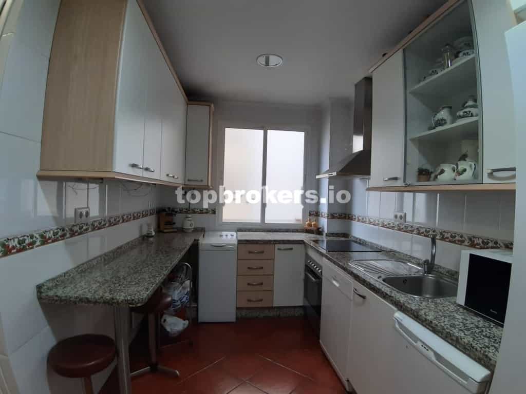 公寓 在 Sevilla, Andalucía 11542202