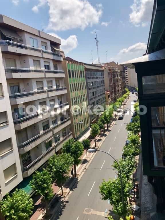 Condominium in Logroño, La Rioja 11542308