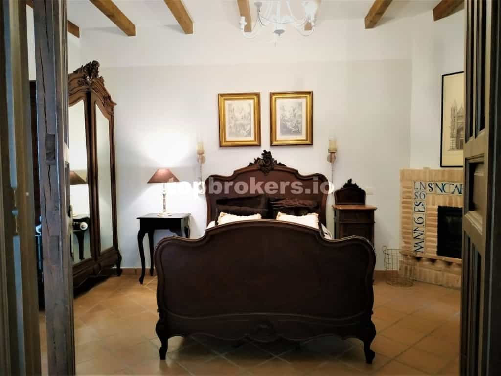 House in Orgaz, Castilla-La Mancha 11542370