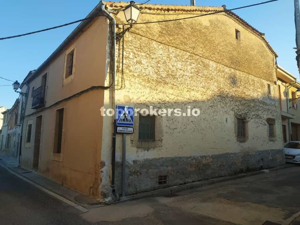 House in Munoveros, Castille-Leon 11542445