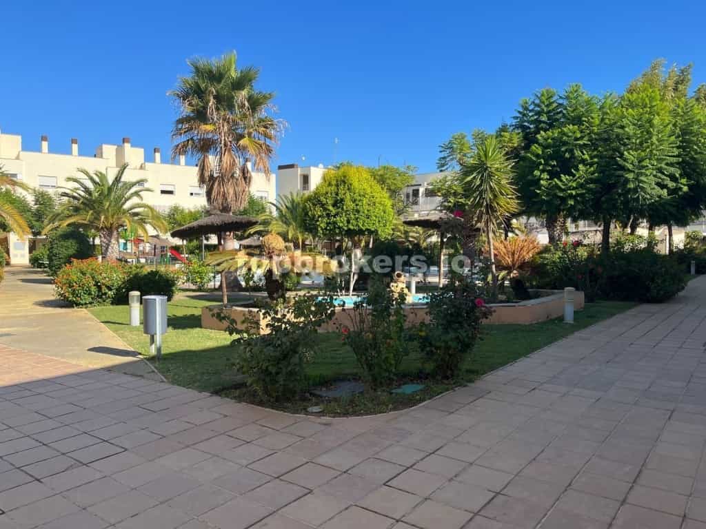 Condominium in Isla Cristina, Andalucía 11542520