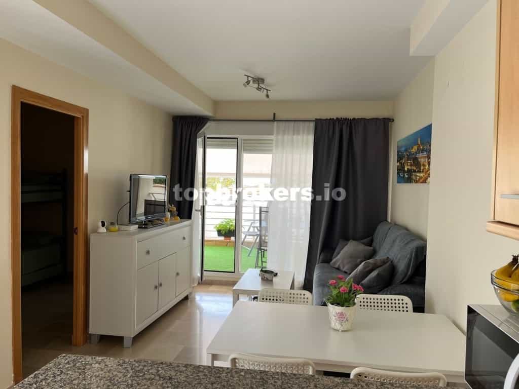 Condominium in Isla Cristina, Andalucía 11542520