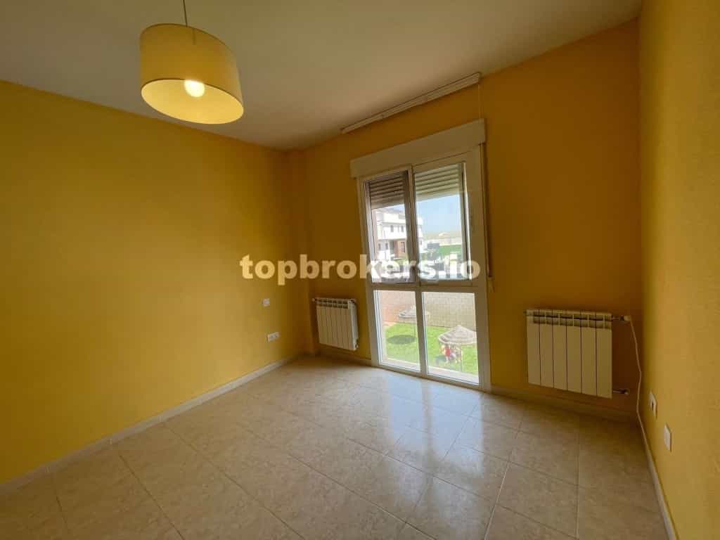 Condominium in Ciudad Real, Castille-La Mancha 11542523