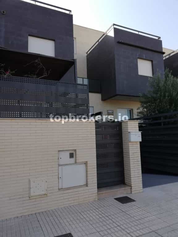 House in Algemesi, Valencia 11542635