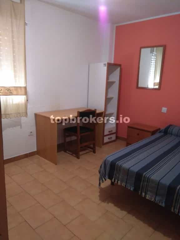 Condominium in Caceres, Extremadura 11542646
