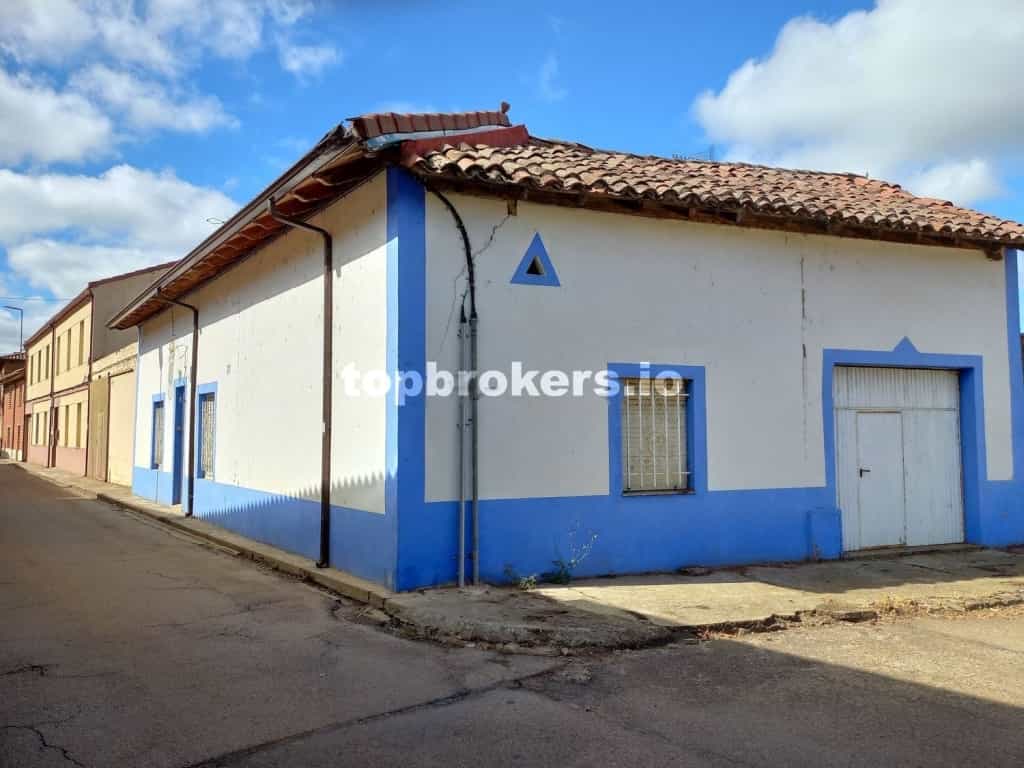 casa no Bercianos del Páramo, Castilla y León 11542660